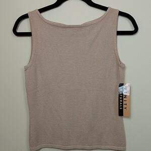 Finity Naturals Camel Sleevless Sweater Top size Small